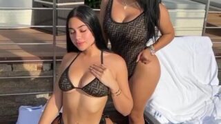 Jailyne Ojeda!! Sexy with her friend