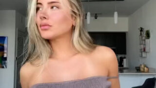 Lauraisabelaleon nude show big tits sexy !!