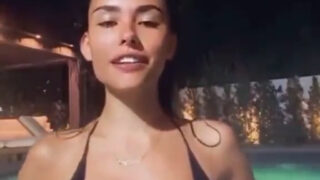 Madisonbeer nude show boobs at the pool !