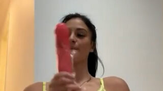 Camilla Araujo onlyfans leak -sucking cock is her profession  so lewd !